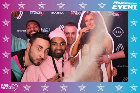 3832411-01890000-1734494237