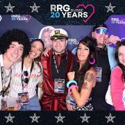 3832411-17916100-1734494156