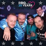 3832411-18582800-1734494308