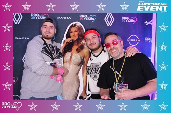 3832411-20262400-1734494168