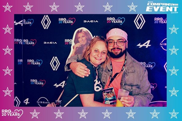 3832411-20906200-1734494330