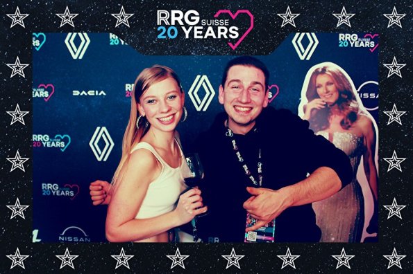 3832411-22242400-1734494245