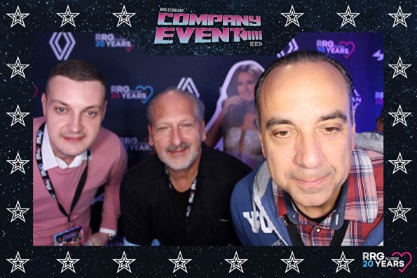 3832411-25947300-1734494183