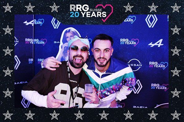 3832411-27023900-1734494367