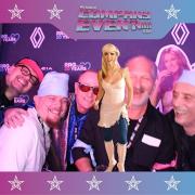 3832411-27055200-1734494275