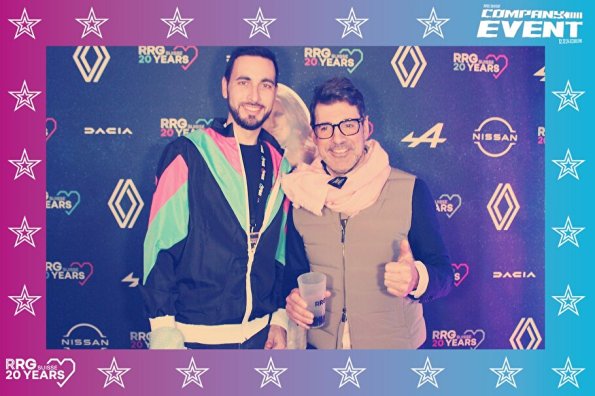 3832411-31292000-1734494172