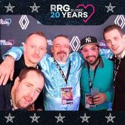 3832411-32759500-1734494311