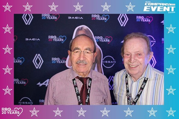 3832411-34401200-1734494171