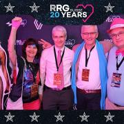 3832411-35542200-1734494349