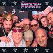 3832411-36204000-1734494277