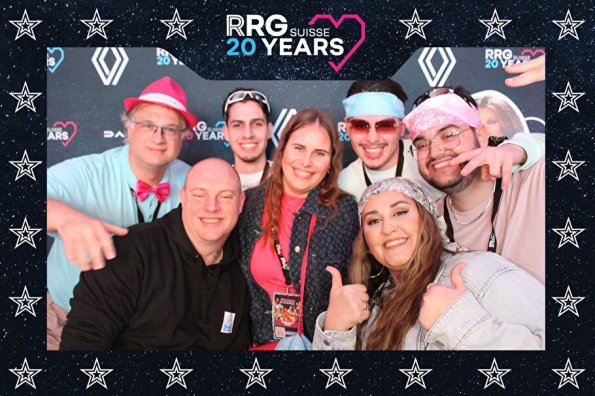 3832411-36386600-1734494251