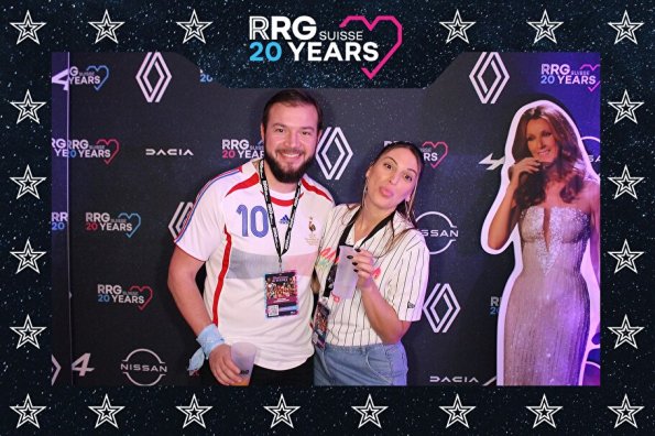 3832411-39529600-1734494299