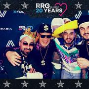 3832411-40518600-1734494204