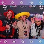 3832411-42159000-1734494258