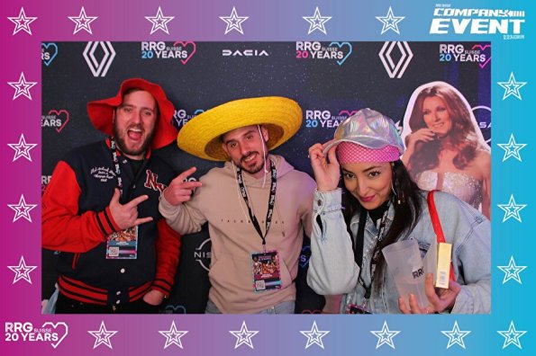 3832411-42159000-1734494258