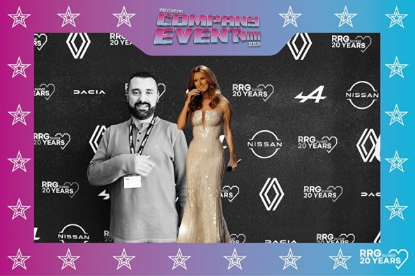 3832411-47994500-1734494109