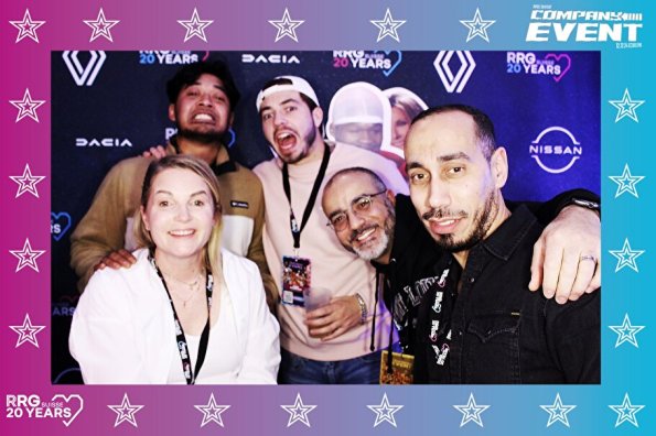 3832411-51788000-1734494208