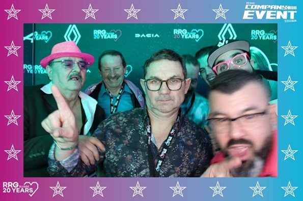 3832411-53617800-1734494320