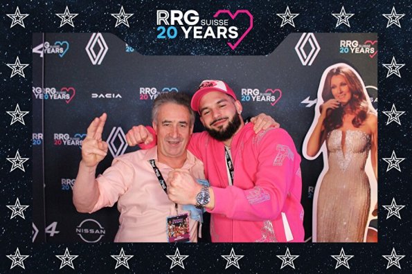 3832411-55914600-1734494300