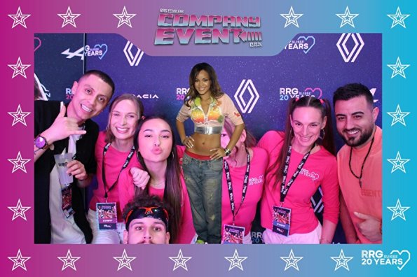 3832411-63997900-1734494344