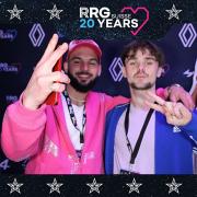 3832411-71102600-1734494302