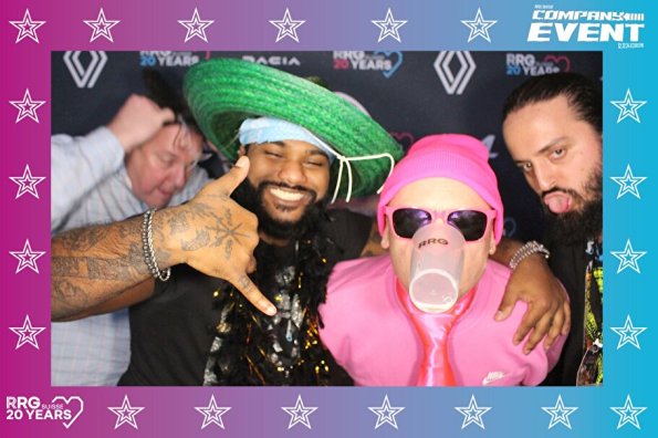 3832411-75073700-1734494229