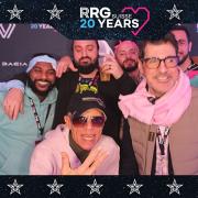 3832411-76030000-1734494223