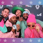 3832411-77183000-1734494228