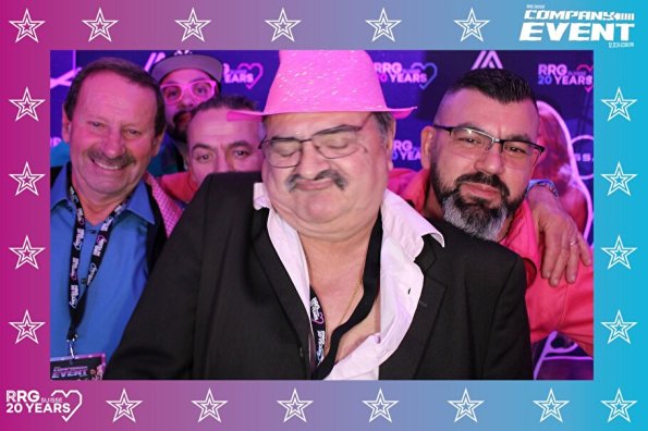 3832411-77594500-1734494324