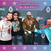 3832411-78253000-1734494326