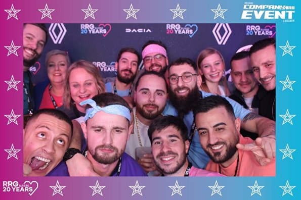 3832411-82141600-1734494264