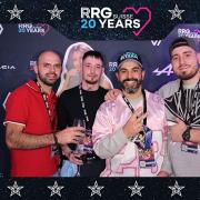 3832411-84012800-1734494158