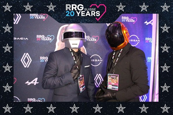 3832411-88579900-1734494153