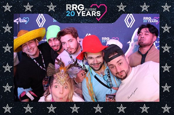 3832411-94124200-1734494288