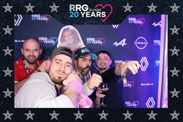 3832411-96545100-1734494159